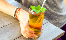 5 loại đồ uống tốt nhất để cải thiện sức khỏe đường ruột