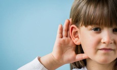 Nghe kém ở trẻ em: Khi nào cần đi khám thính lực?