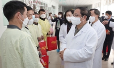 Đảng, Nhà nước và Nhân dân ghi nhận nỗ lực của đội ngũ y bác sĩ, nhân viên y tế trong dịp Tết