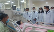 Phó Thủ tướng Trần Hồng Hà thăm, động viên bệnh nhân và thầy thuốc Bệnh viện K