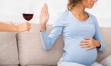 Ngày Tết, phụ nữ mang thai cần tránh xa thức uống này nếu không muốn ảnh hưởng đến con