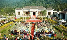 Quảng Ninh: Du khách tấp nập về Yên Tử, đền Cửa Ông trong ngày khai hội