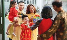 Để "tặng quà Tết" mãi là một nét đẹp văn hóa Việt