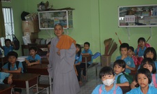 Giúp đỡ các hoàn cảnh khó khăn là niềm hạnh phúc