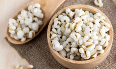 9 bài thuốc chữa bệnh từ hạt ý dĩ