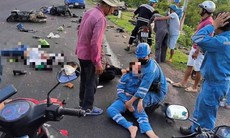 Khởi tố cha và con lái ô tô đâm nhiều xe máy ở Bình Thuận