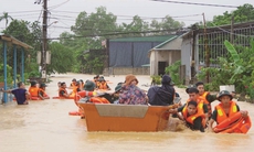 Thủ tướng: Chủ động sơ tán ngay những hộ dân ở khu vực nguy hiểm do mưa lũ tại miền Trung