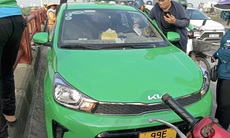 Điều tra nghi vấn lái xe taxi nhảy cầu Thanh Trì