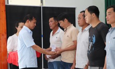 Tổng LĐLĐ Việt Nam thăm hỏi, hỗ trợ ngư dân Quảng Nam gặp nạn trên biển