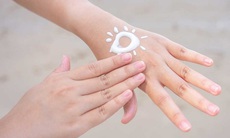Đình chỉ, thu hồi toàn quốc kem chống nắng Asia Whitening Cream With kém chất lượng