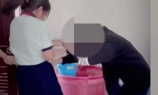 Nữ sinh bị đánh hội đồng, lột quần áo phát tán trên mạng xã hội
