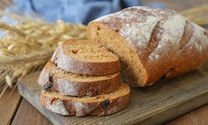 4 lý do nên ăn bánh mì nguyên cám khi giảm cân