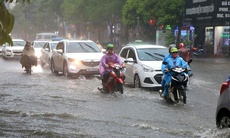 Chuyên gia cảnh báo mưa lớn dài ngày ở miền Trung