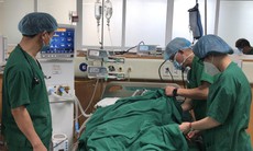 Dùng kỹ thuật cao nhất trong phẫu thuật tim phổi cứu bệnh nhân có khối u hiếm gặp gây bít tắc đường thở