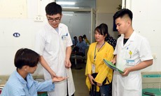 Bệnh viện Nội tiết Nghệ An điều trị hiệu quả Bệnh tăng tiết mồ hôi tay