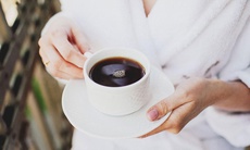 Uống cà phê thải độc gan như thế nào?