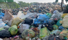 Vì sao hàng nghìn tấn rác thải chất cao như núi ở Hải Phòng chưa được xử lý?