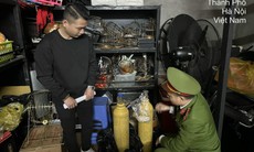 Quán bar ở Hà Nội liên tục bị phát hiện có bình khí cười 