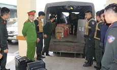 Tạm giữ 13 đối tượng liên quan vụ nhận hối lộ tại trung tâm đăng kiểm ở Nghệ An
