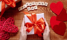 Tâm lý 'sợ, ngại' tặng quà cho người yêu vào ngày lễ Valentine
