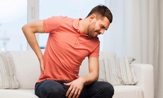 5 bài tập ngăn ngừa tác động xấu tới sức khỏe do ngồi nhiều