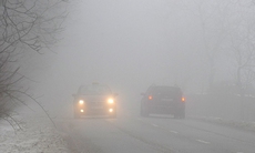 Lưu ý quan trọng khi lái xe trong sương mù để tránh tai nạn