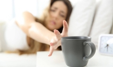 8 dấu hiệu bạn đang nghiện caffeine và khi nào nên đến gặp bác sĩ?