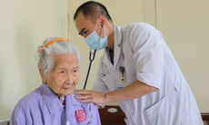 Cụ bà gần 100 tuổi nhồi máu cơ tim cấp thoát chết