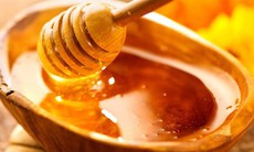 Những tác dụng phụ tiềm ẩn của mật ong