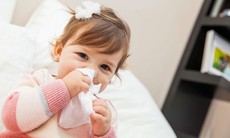 Cảm lạnh ở trẻ em, không phải lúc nào cũng cần dùng thuốc