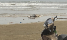 Tìm tung tích thi thể người phụ nữ trôi dạt vào bờ biển Hà Tĩnh