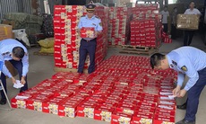 Thu giữ lượng lớn bánh nội địa Trung Quốc nhập lậu tại đầu mối phân phối