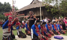 Lần đầu tiên người dân Thủ đô được hòa mình trong lễ hội Chá Mùn