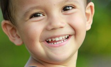 Chấn thương răng sữa ở trẻ xử trí thế nào?