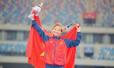 "Siêu nhân" điền kinh Nguyễn Thị Oanh nhận tiền thưởng lên tới vài trăm triệu đồng sau kỳ tích giành 3 Huy chương Vàng SEA Games 32