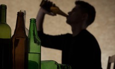 12 tác hại của rượu với cơ thể bạn cần biết