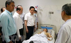Phó Thủ tướng Trần Lưu Quang thăm các nạn nhân vụ tấn công tại Đắk Lắk