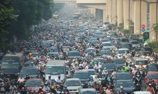 Năm 2030 Hà Nội sẽ cấm xe máy vào nội đô: Có nên cấm cả ô tô cá nhân?
