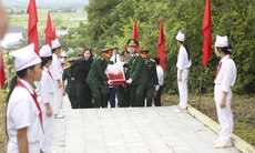 Các tỉnh Tây Bắc đón nhận, truy điệu và an táng hài cốt liệt sĩ quân tình nguyện