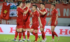 Đội tuyển Việt Nam vững vàng trên đỉnh Đông Nam Á