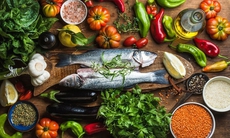 Muốn giảm cân khỏe mạnh, bạn nên thử ăn chế độ ăn Địa Trung Hải
