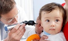Đừng để bệnh nghe kém ở trẻ điều trị muộn