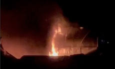 Hà Nội: Cháy lớn tại kho xưởng vải rộng 4.000 m2