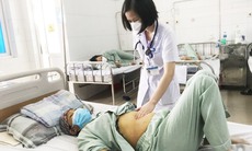 Chữa viêm dạ dày bằng thuốc nam không rõ nguồn gốc, một phụ nữ ở Quảng Ninh bị viêm gan cấp
