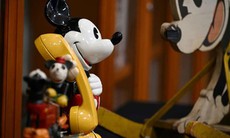 Diễn viên Bret Iwan lồng tiếng chuột Mickey: AI không thể thay thế