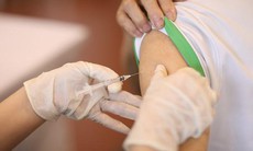 Hà Nội tổ chức tiêm bù vaccine cho trẻ tại cơ sở giáo dục mầm non, tiểu học