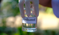 Cảnh giác với rượu có methanol - uống một ly dễ đi một đời!