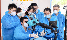 Đừng để trẻ cấy ốc tai quá muộn sau 3 tuổi