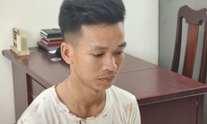 Tạm giữ đối tượng dùng dao chém bạn gái rồi tự vẫn