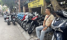 Chủ cửa hàng xe máy cũ ở Hà Nội: Chúng tôi chỉ còn chờ phá sản